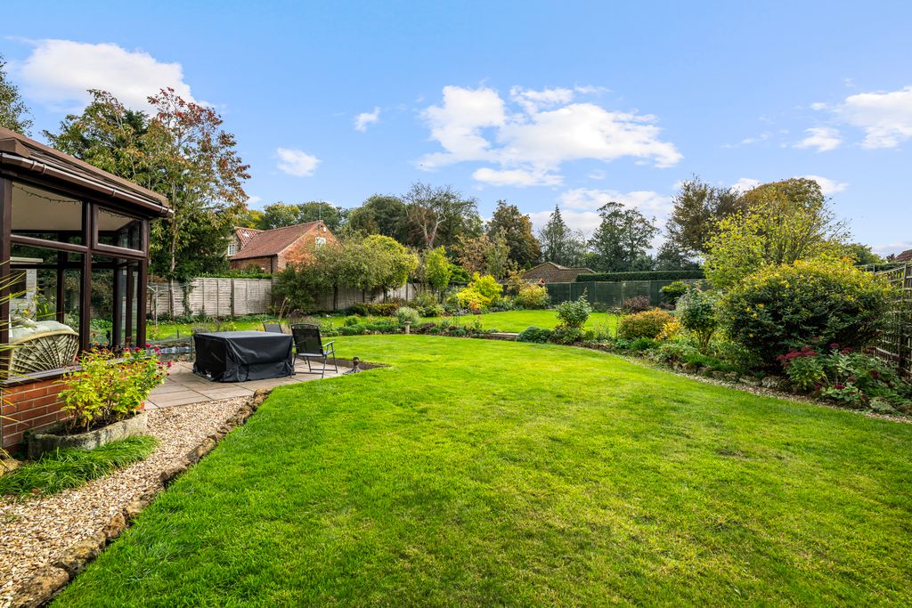 Property photo 3 of 43 19