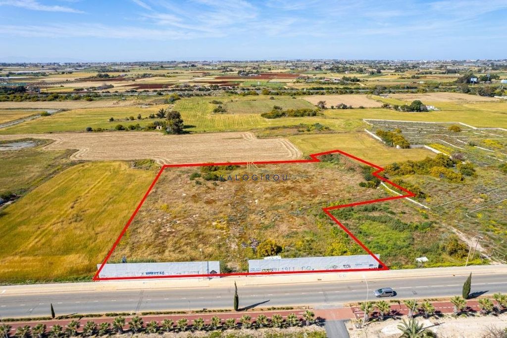 Property photo 2 of 6