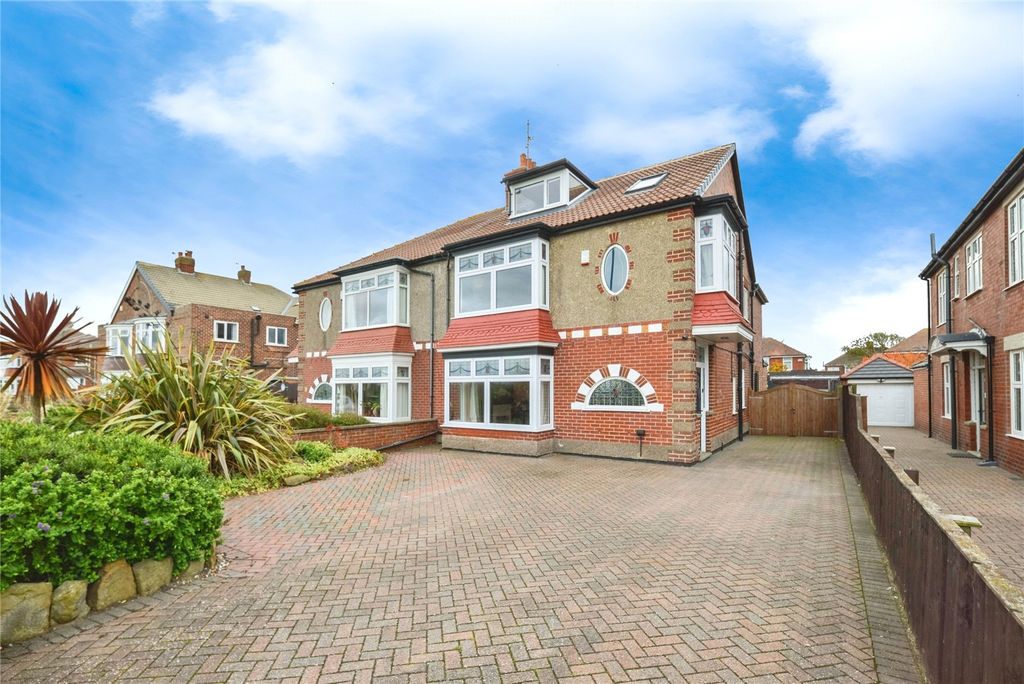 Property photo 1 of 25 Picture No. 07