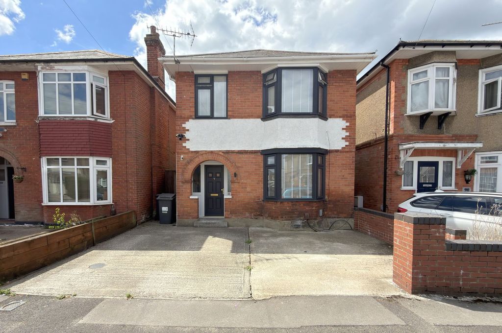 Property photo 3 of 15