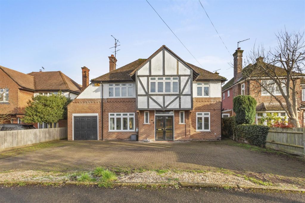 Property photo 1 of 21