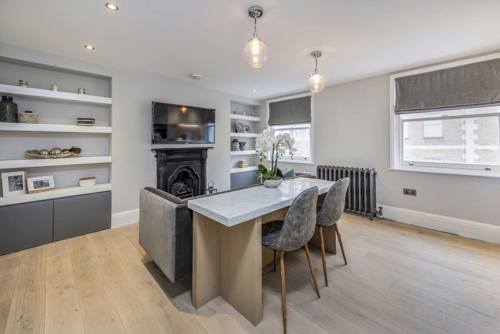 Property photo 1 of 5