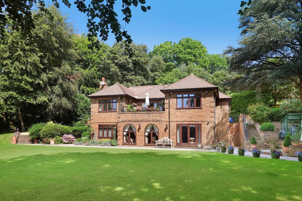 Property photo 1 of 22 Picture No. 07
