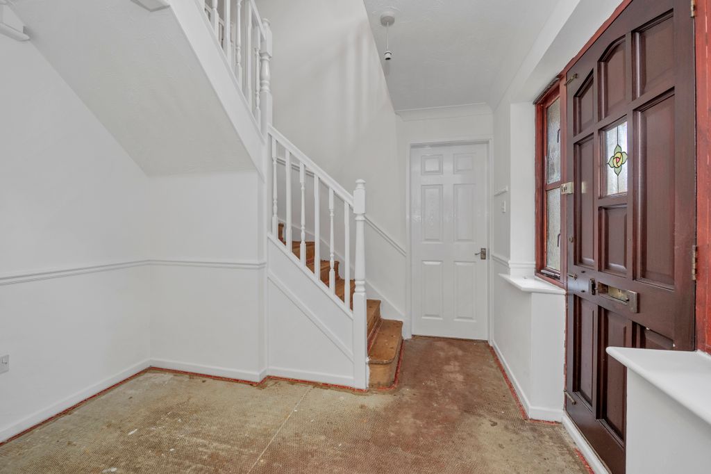 Property photo 3 of 20