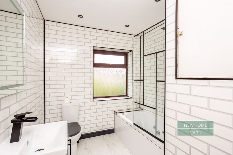 Property photo 2 of 30 Photo 17