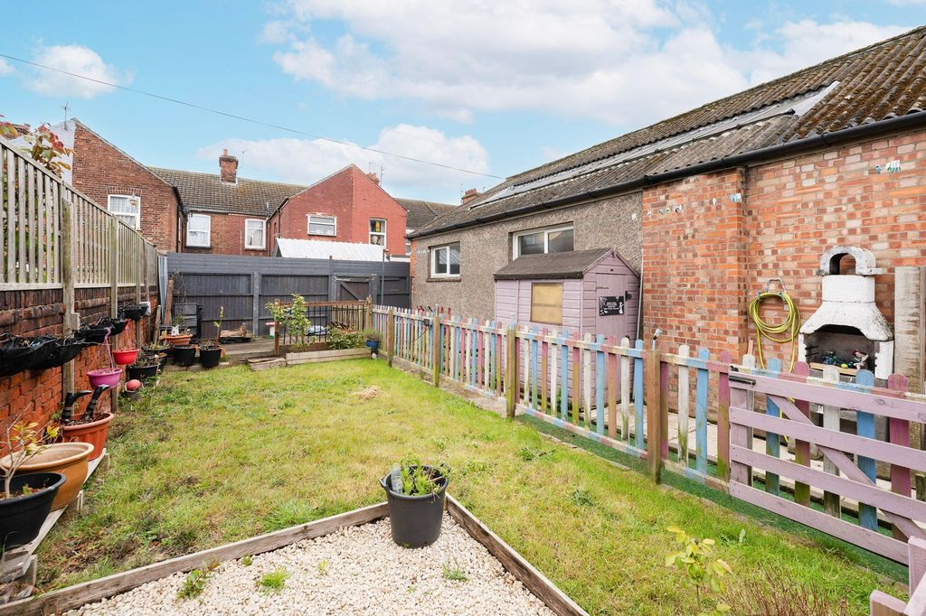 Property photo 2 of 15
