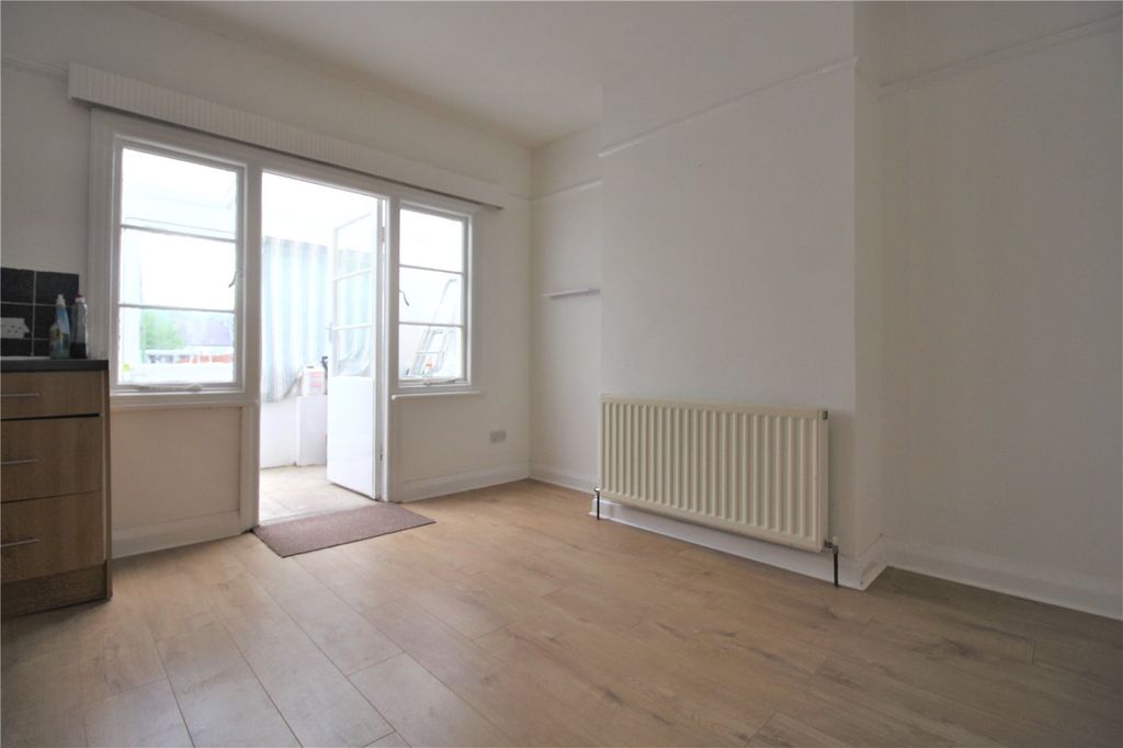 Property photo 3 of 8 Dining Room