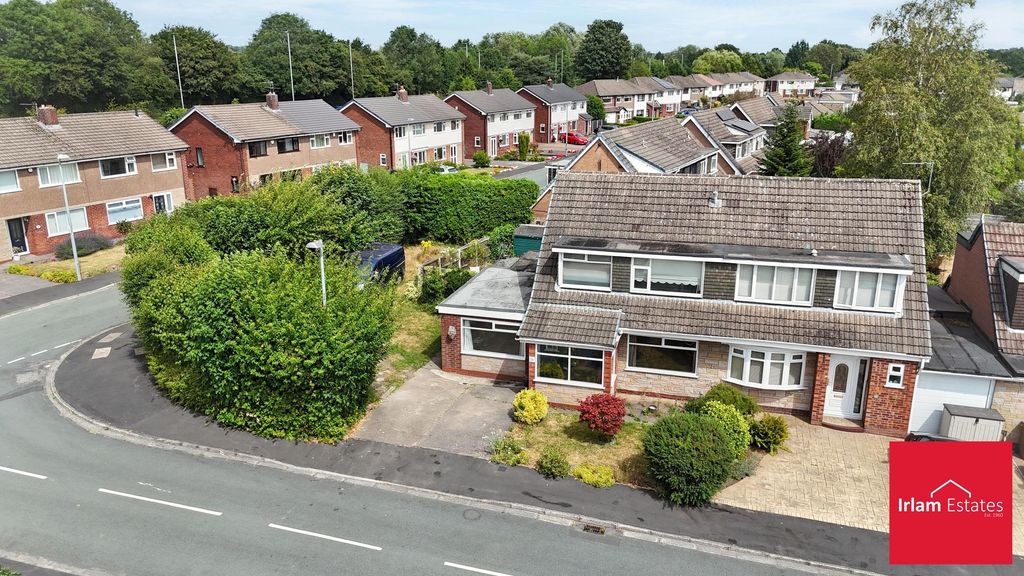 Property photo 1 of 30
