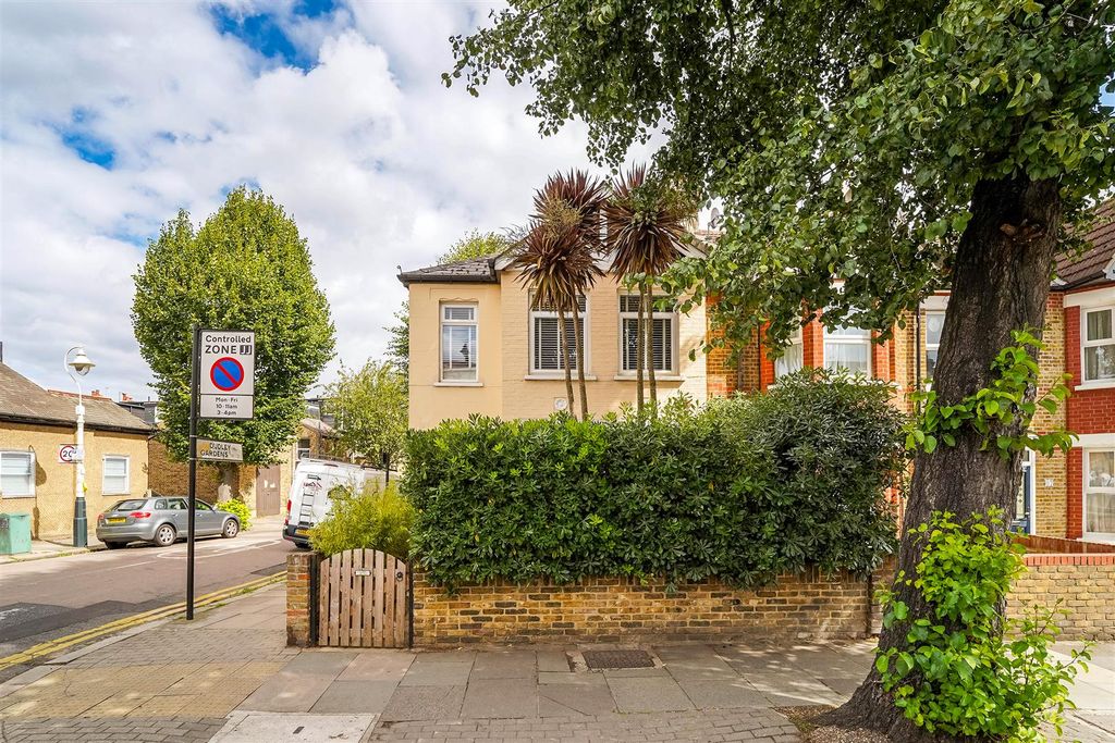 Property photo 1 of 14 Helliwell & Co.