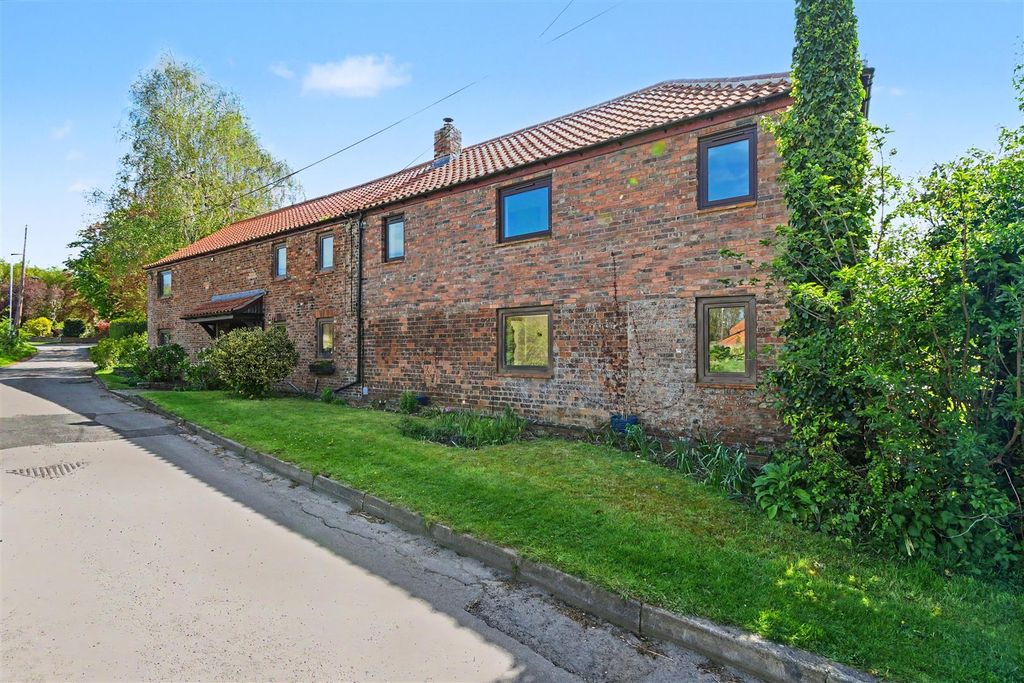 Property photo 1 of 53 Front Elevation