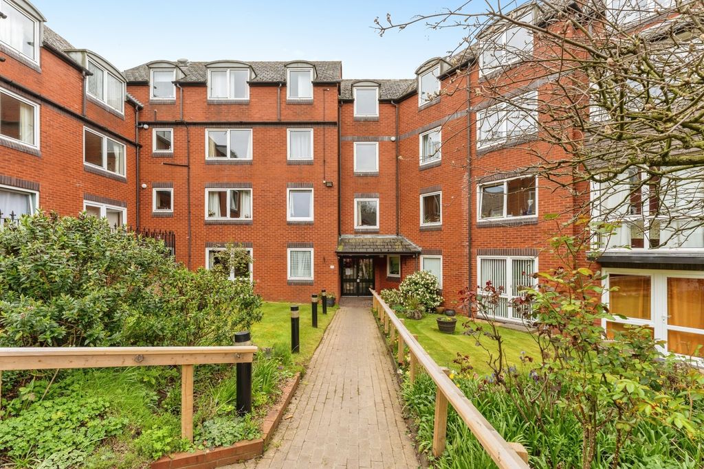 Property photo 1 of 17 Front