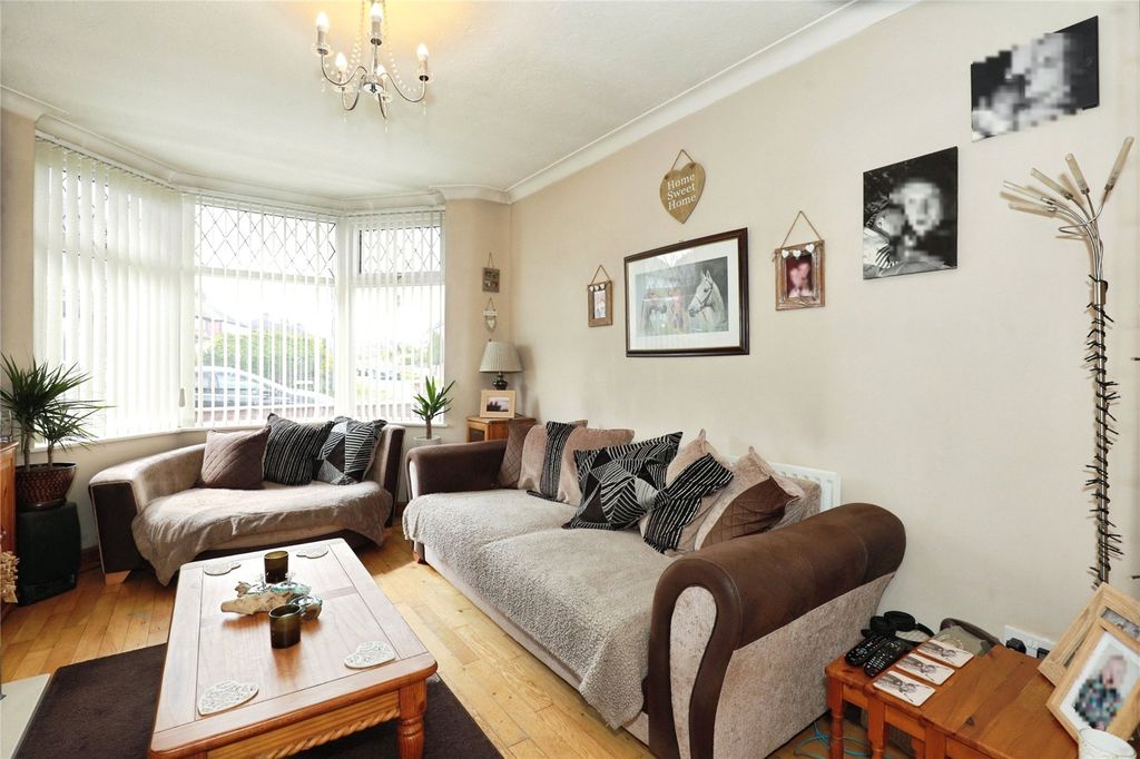 Property photo 3 of 15 Picture No. 16