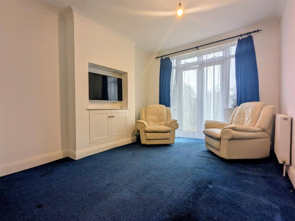 Property photo 2 of 8 Davidson Frost-Wellings, Dfw, St Bride's Avenue, E