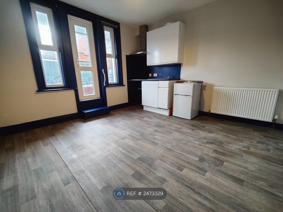 Property photo 2 of 6