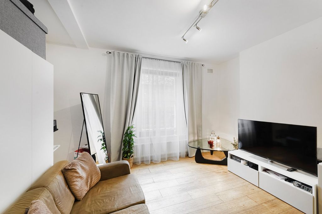 Property photo 1 of 7 Picture No. 04