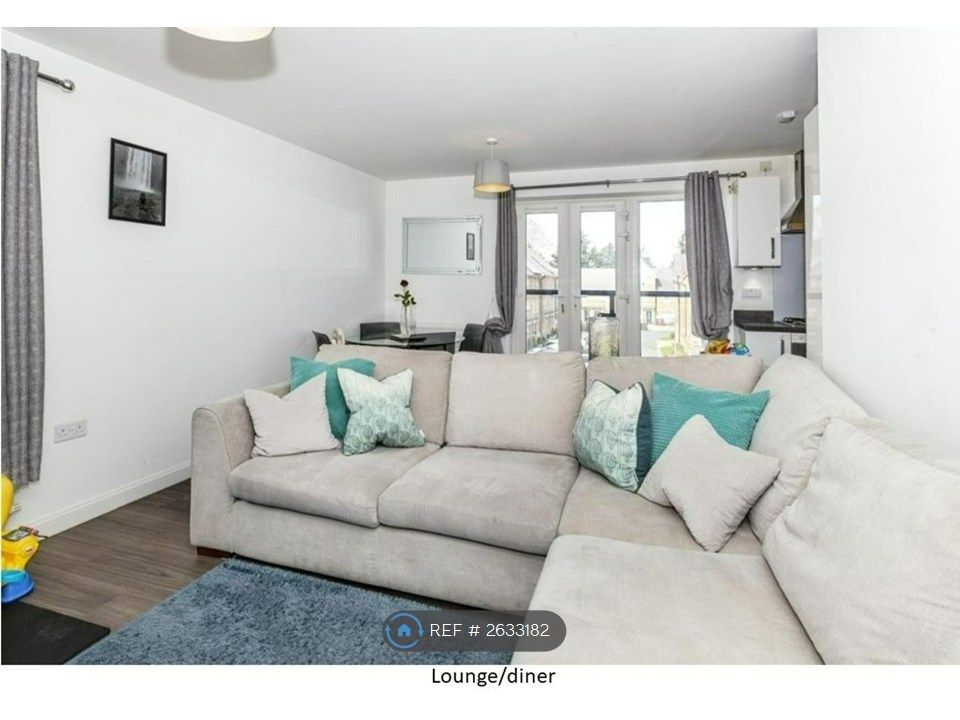 Property photo 2 of 5 Lounge/Diner