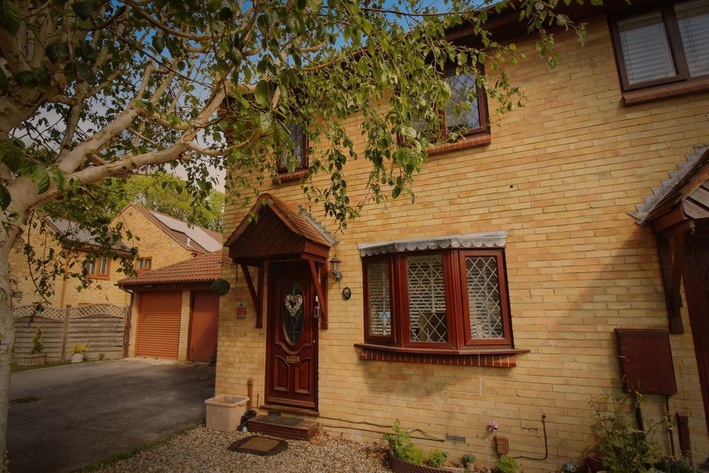 Property photo 1 of 7