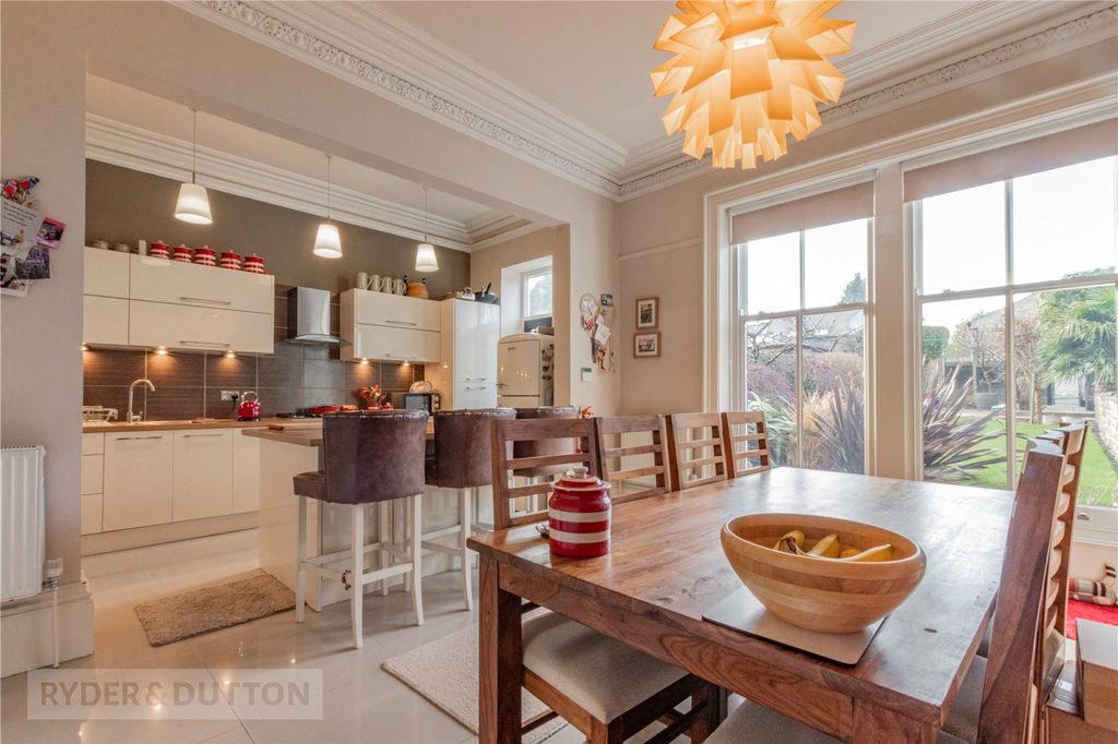 Property photo 2 of 44 Kitchen Diner
