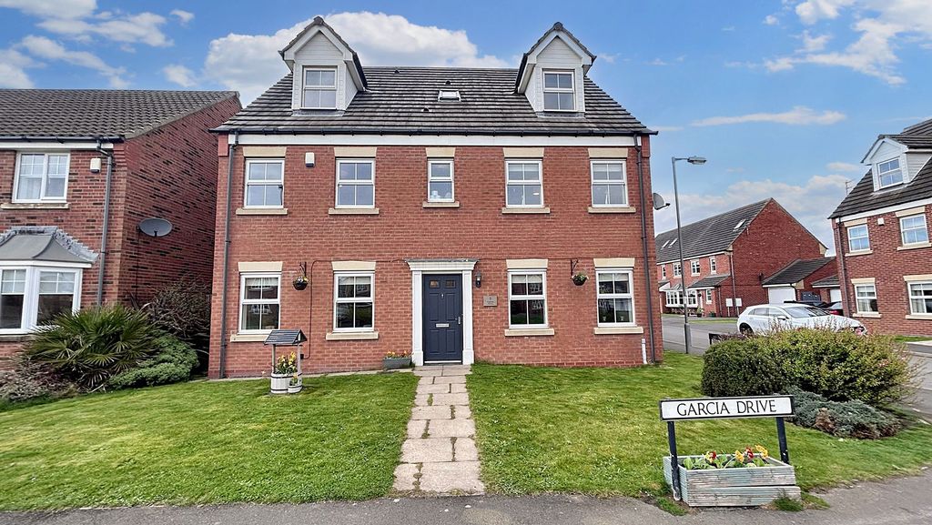 Property photo 1 of 37