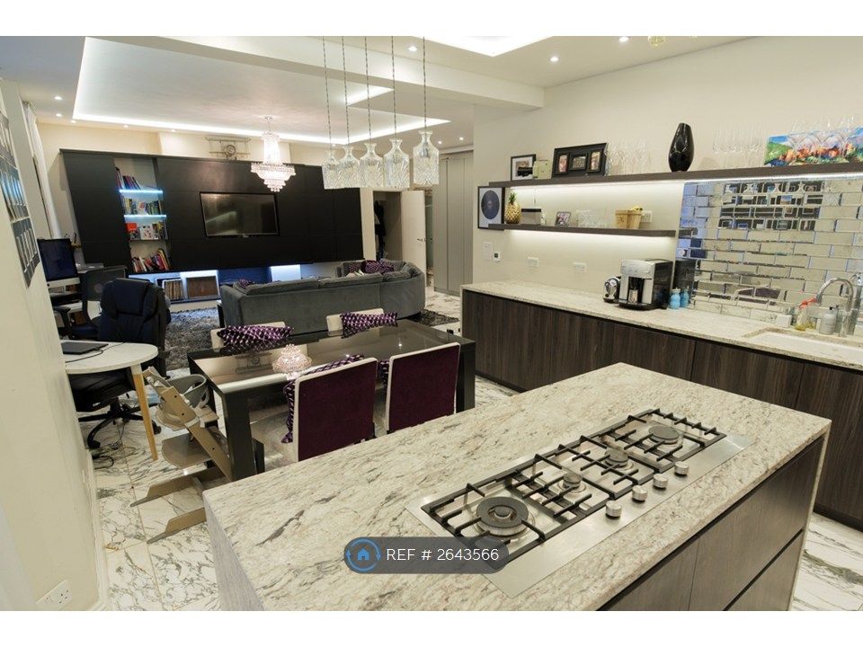 Property photo 1 of 7 Please Note Dining Table Chairs Have Been Removed