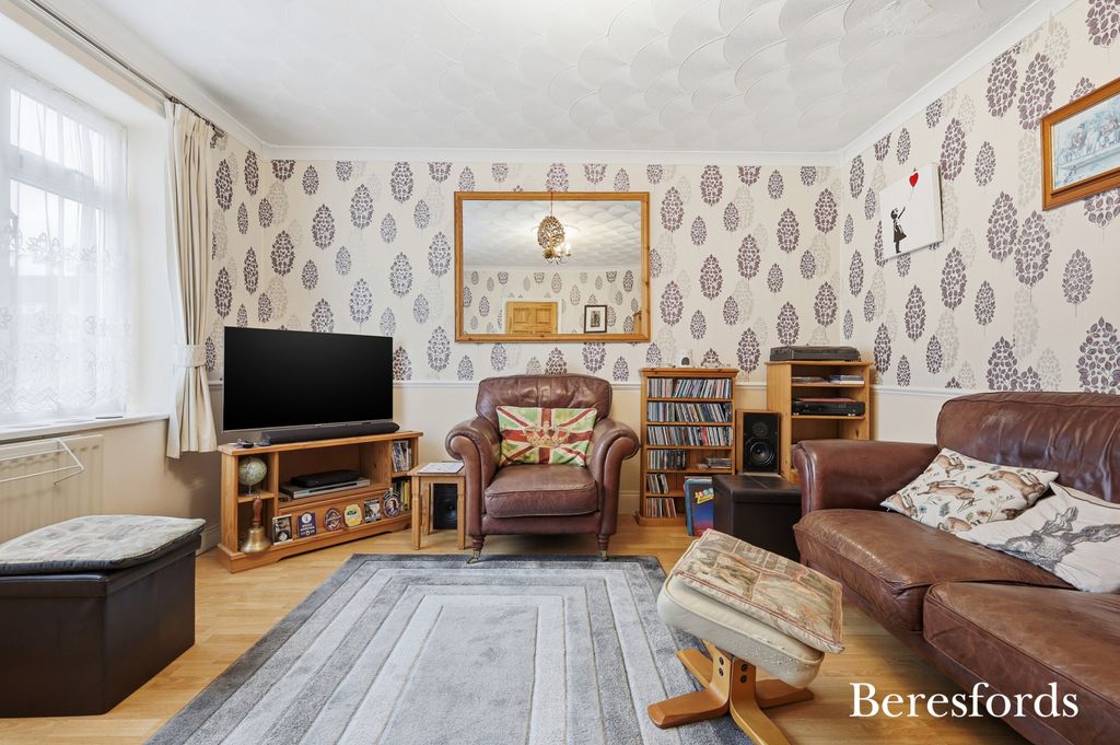 Property photo 2 of 21 Picture No. 10