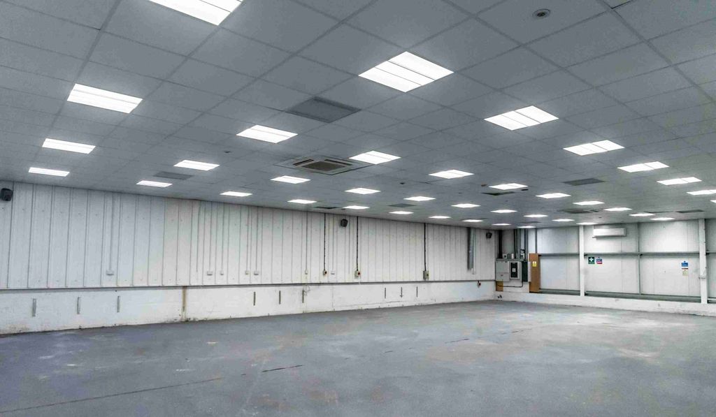 Property photo 3 of 6