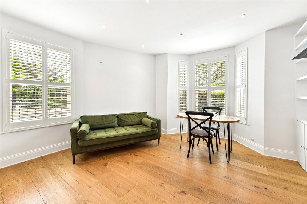Property photo 1 of 18 Picture No. 03