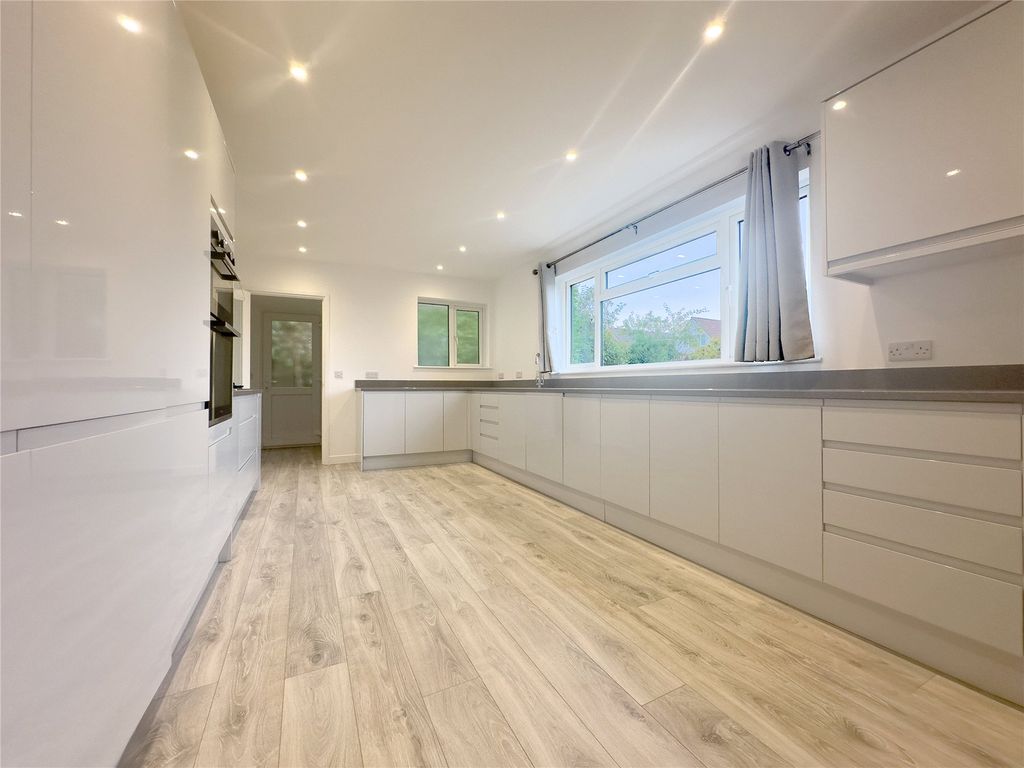 Property photo 1 of 14 Kitchen