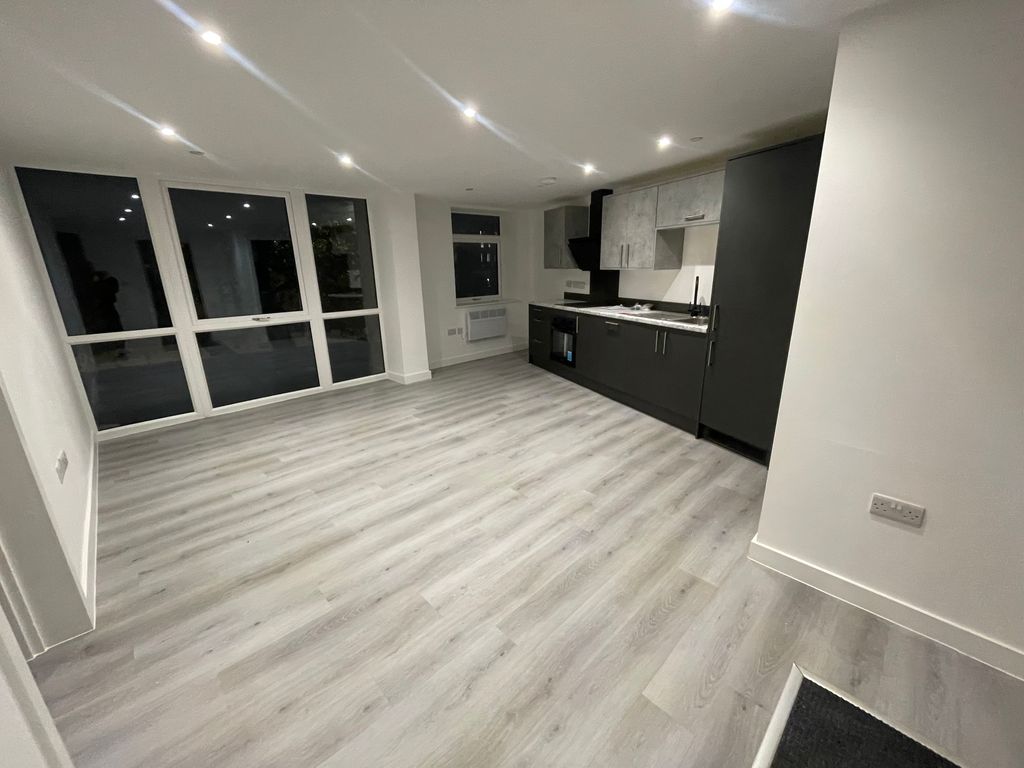 Property photo 2 of 6 Living Room