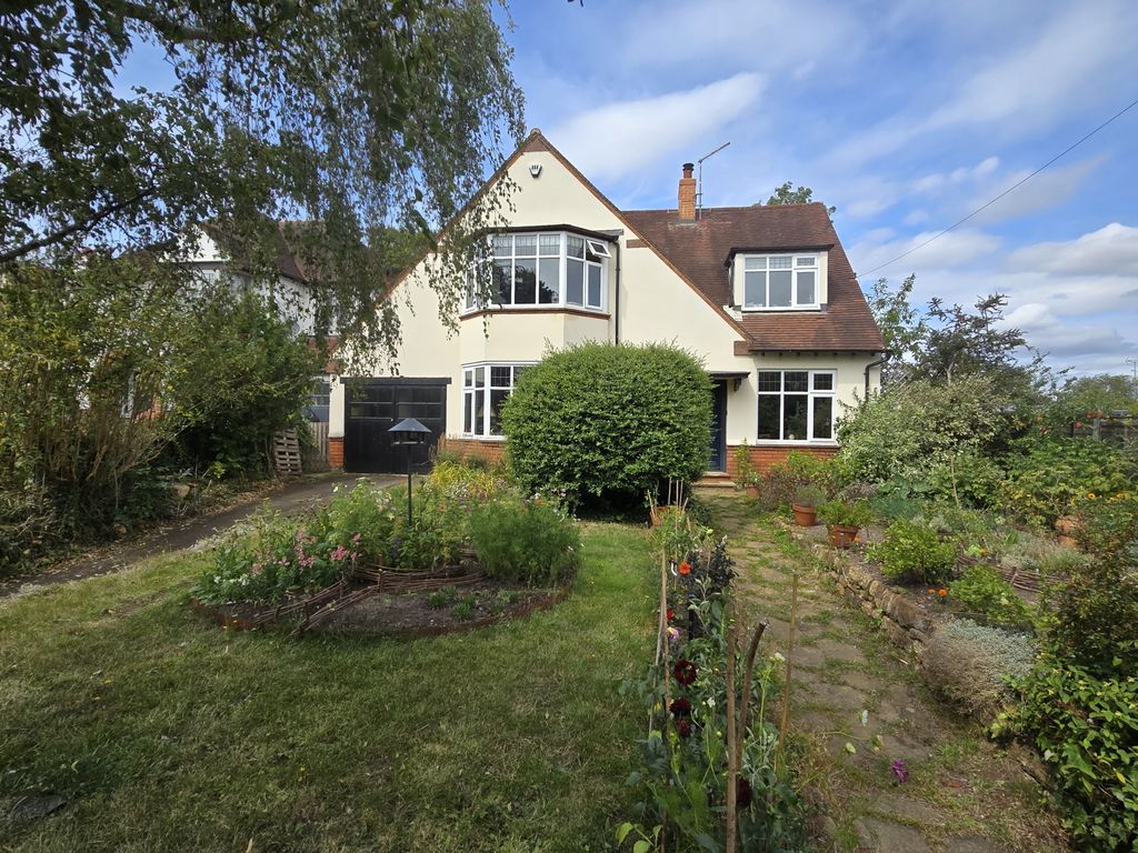 Property photo 1 of 19 Photo 12