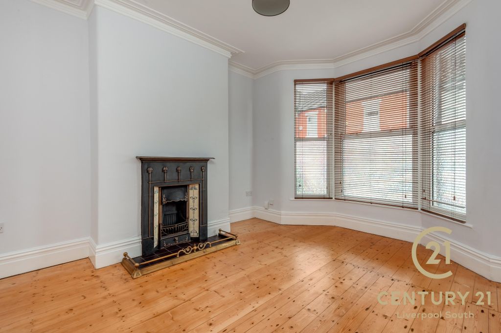 Property photo 2 of 23