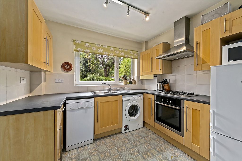 Property photo 3 of 18 Picture No. 19