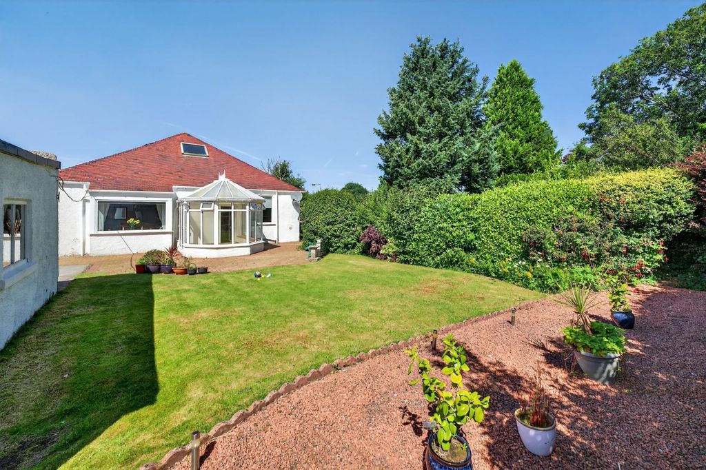 Property photo 3 of 23 21_1 Whinhill Road Largs_17.Jpg