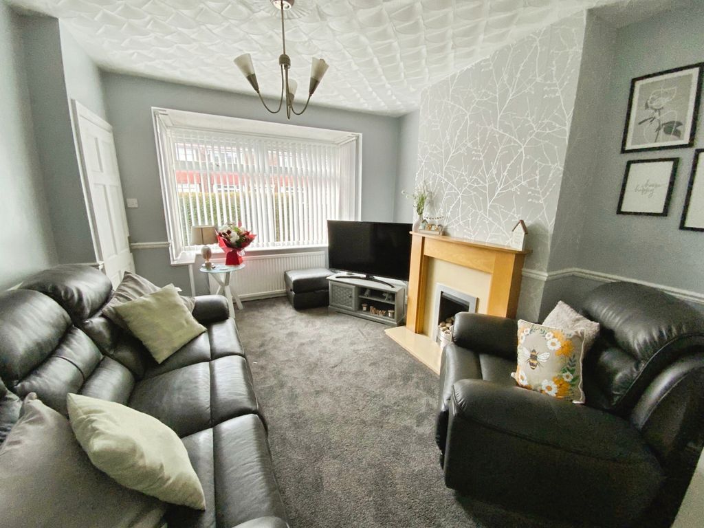 Property photo 2 of 8 Photo #2