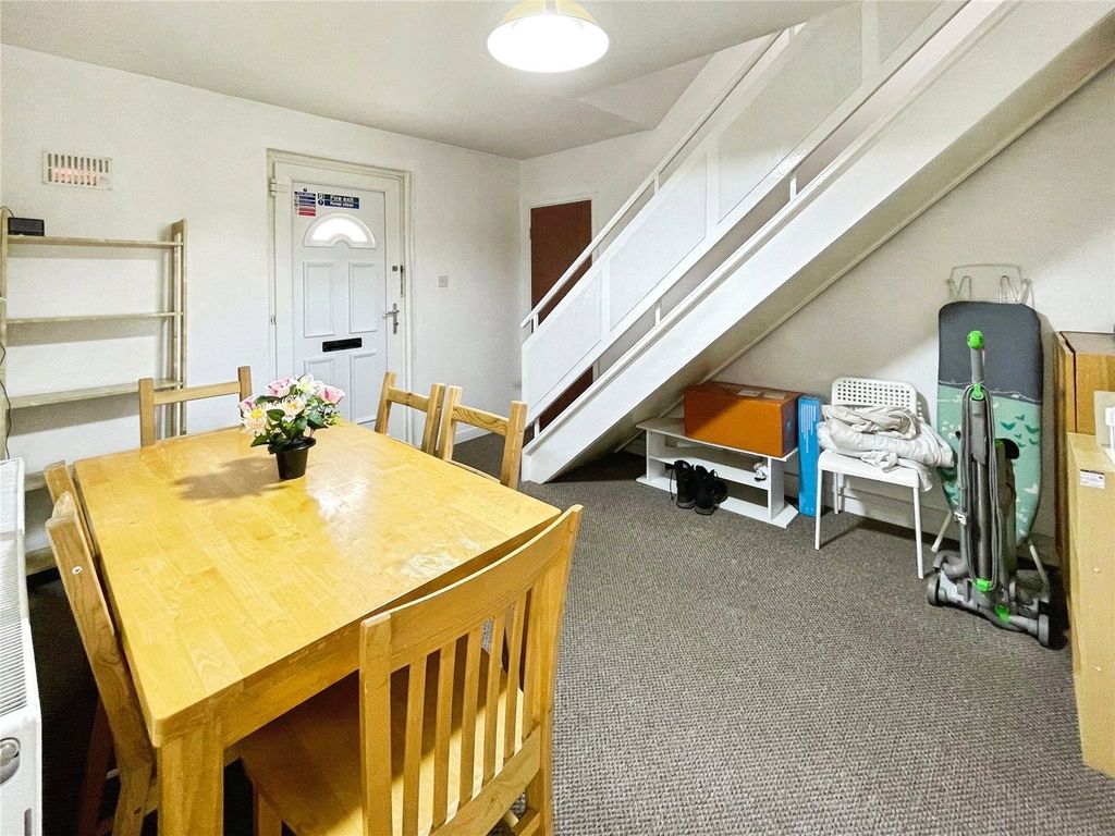 Property photo 2 of 14 2