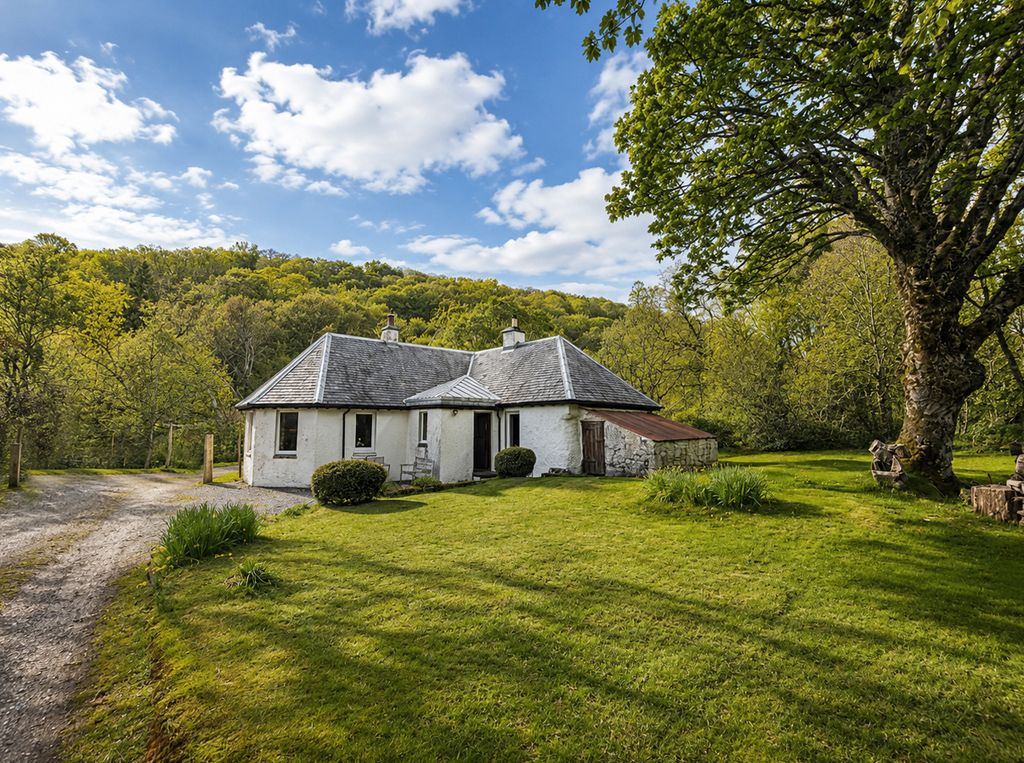 Property photo 1 of 37