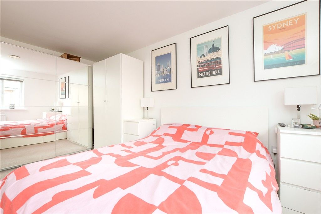 Property photo 3 of 6 Bedroom 1