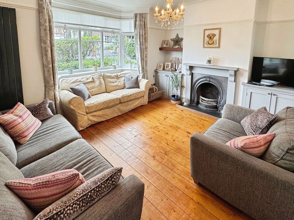 Property photo 3 of 50