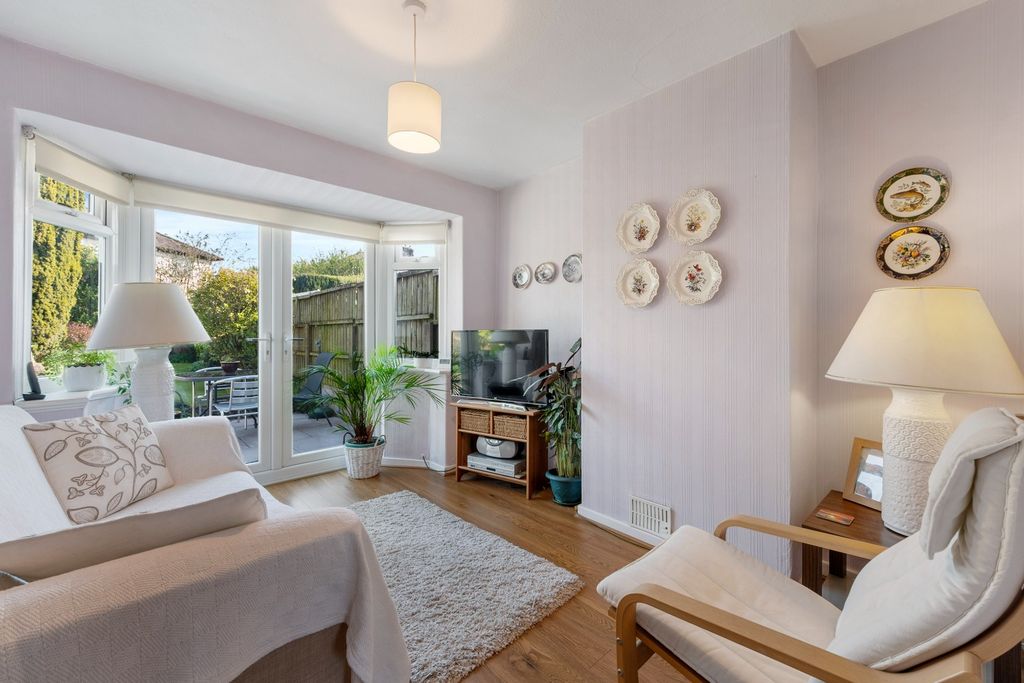 Property photo 3 of 25 4072418