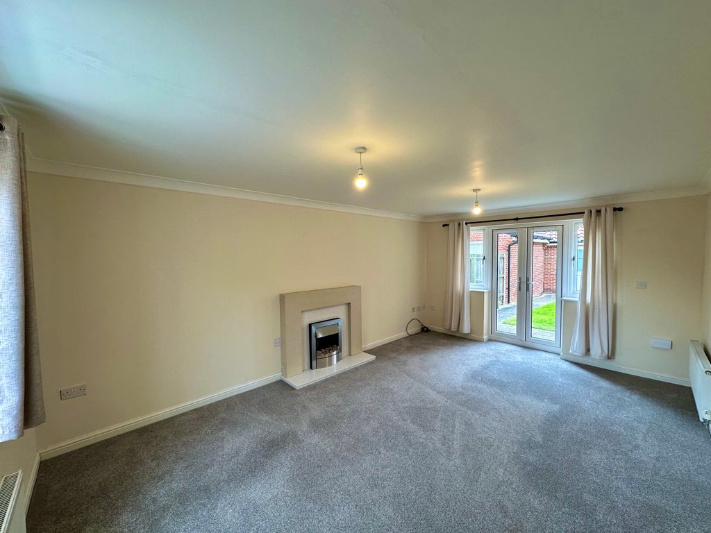 Property photo 2 of 15 Image