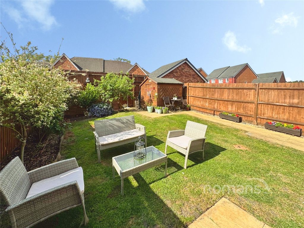 Property photo 3 of 15 Picture No. 33