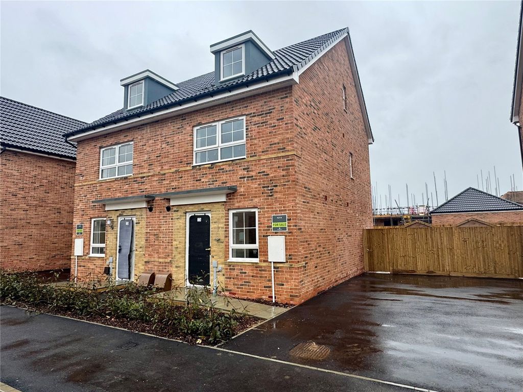 Property photo 1 of 18 Picture No. 23