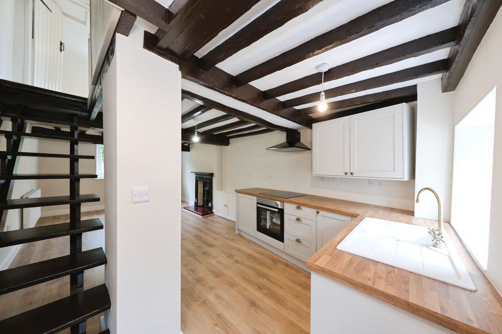 Property photo 3 of 20 Img_7111