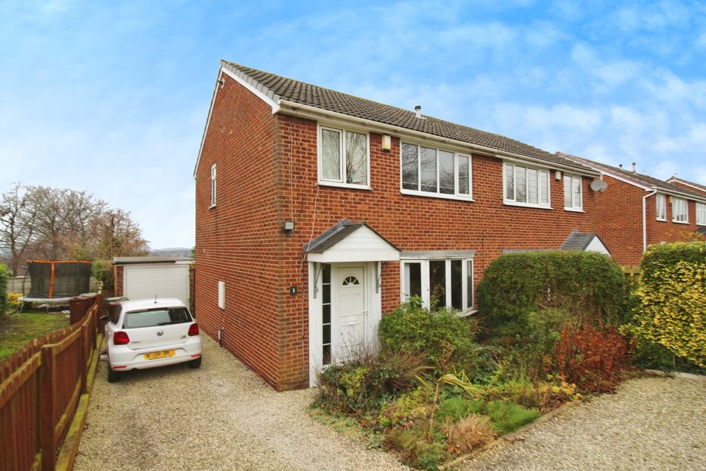 Property photo 1 of 15 External
