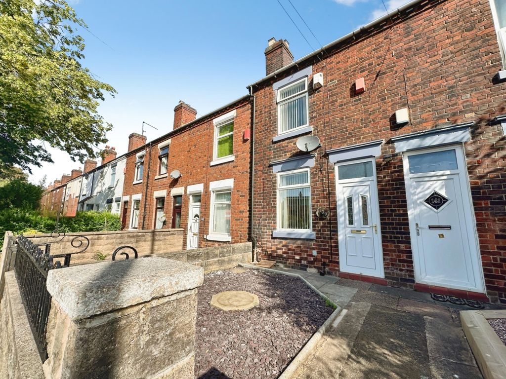 Property photo 1 of 18 Outside