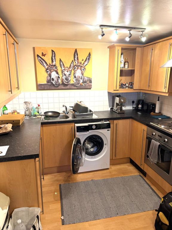 Property photo 2 of 5