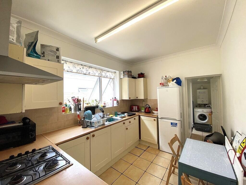 Property photo 1 of 9 Picture No. 16