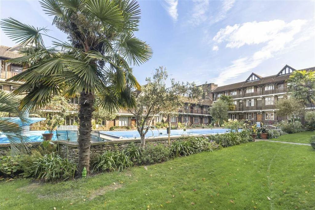 Property photo 3 of 4