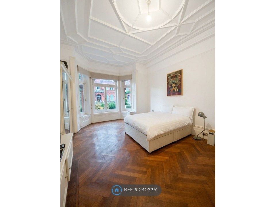 Property photo 3 of 4 Bedroom