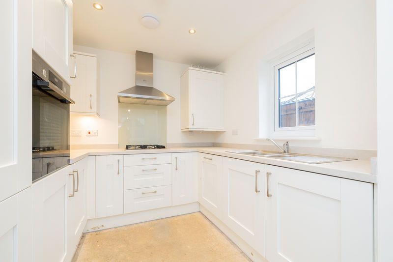 Property photo 2 of 31 Photo 5